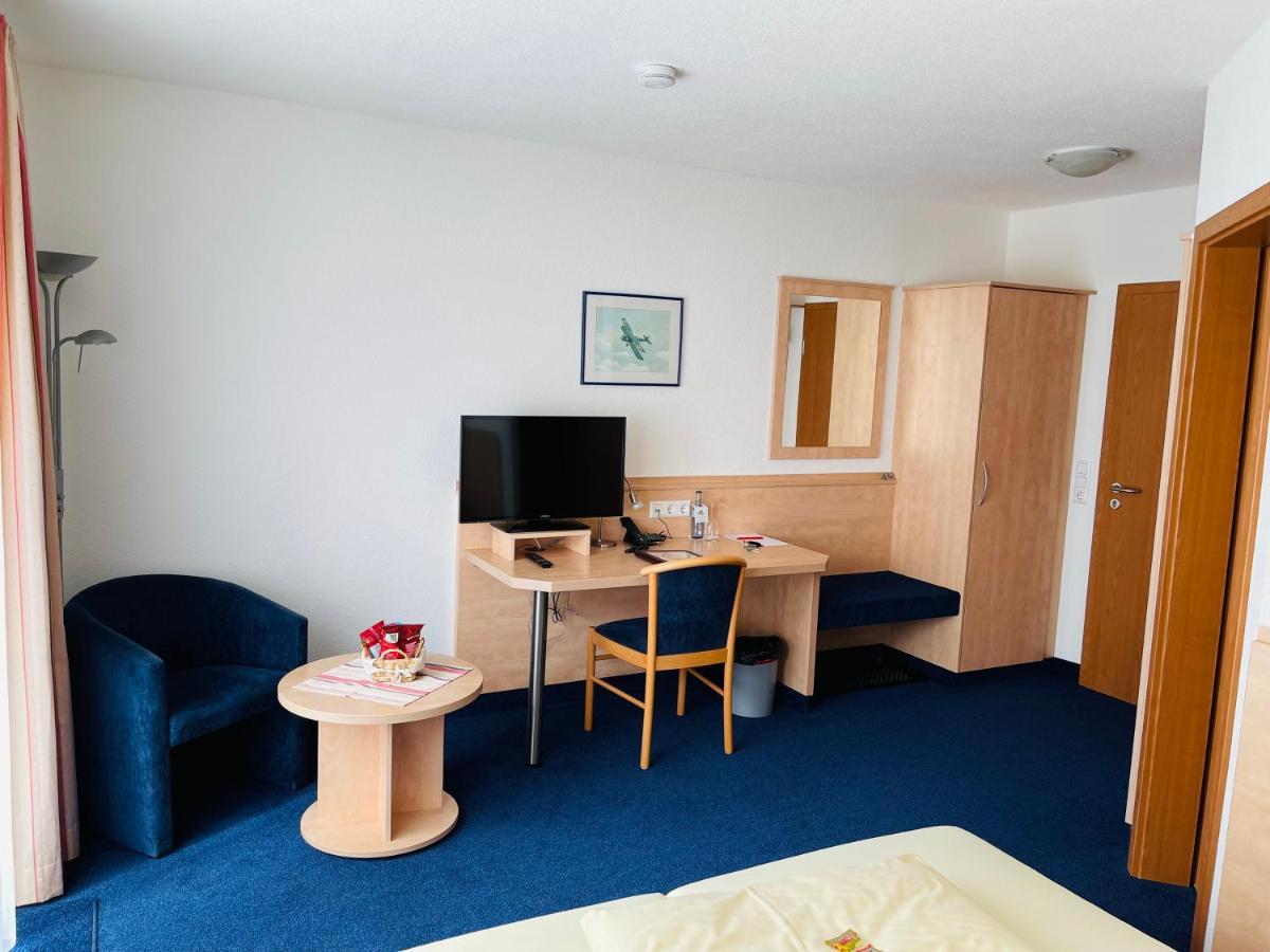 Hotel Zum Fliegerwirt Mengen Zewnętrze zdjęcie