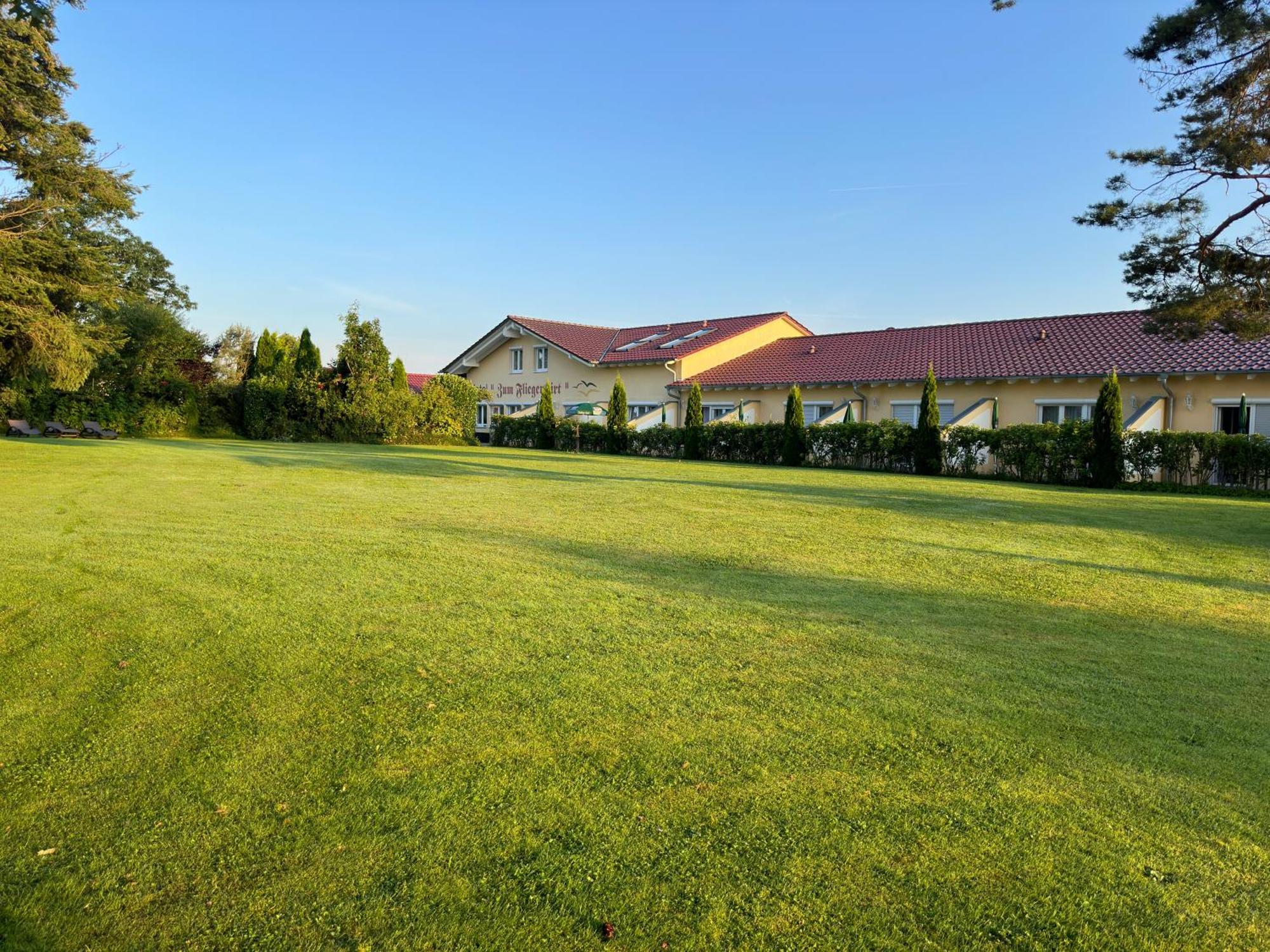 Hotel Zum Fliegerwirt Mengen Zewnętrze zdjęcie