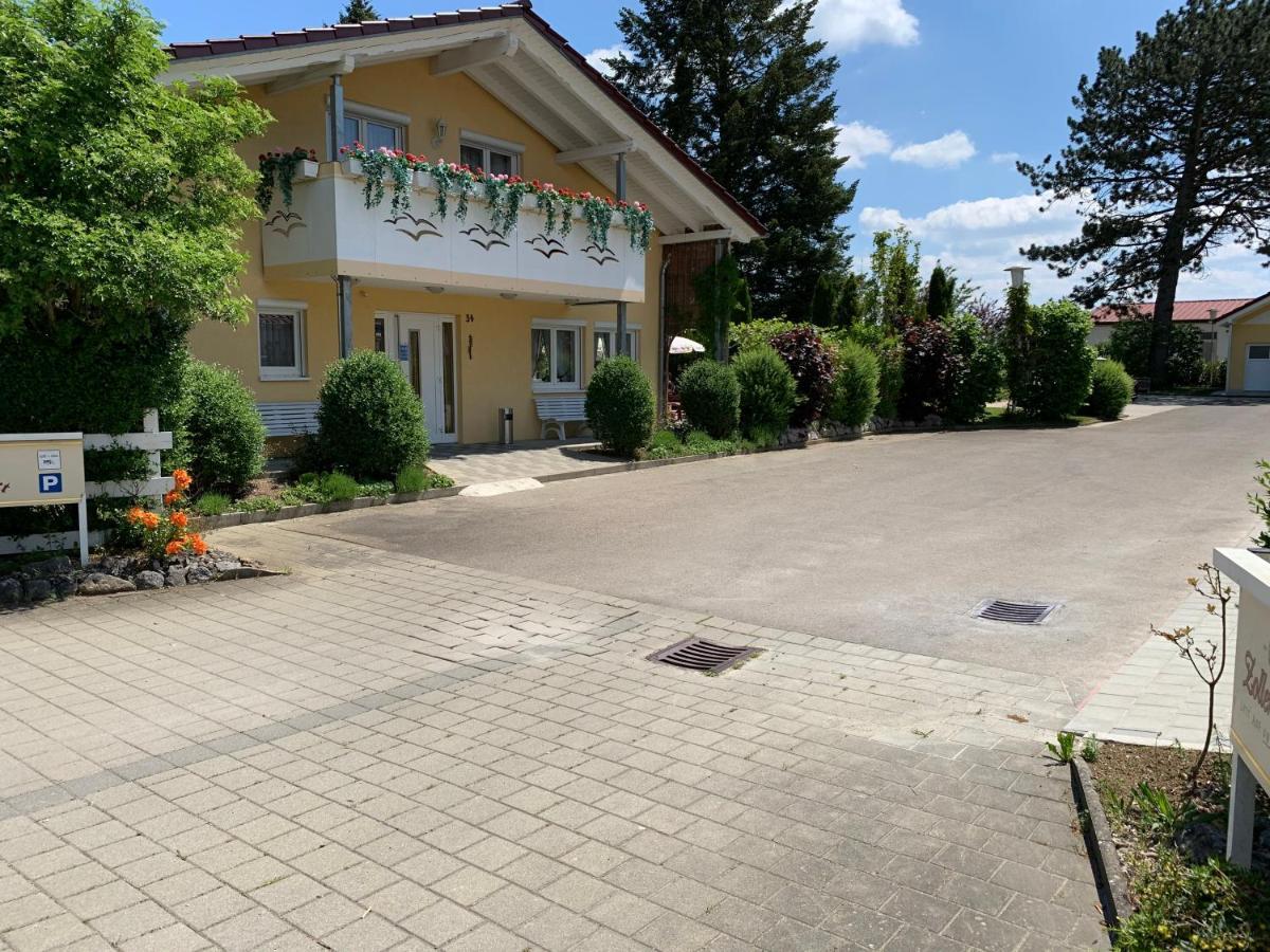 Hotel Zum Fliegerwirt Mengen Zewnętrze zdjęcie