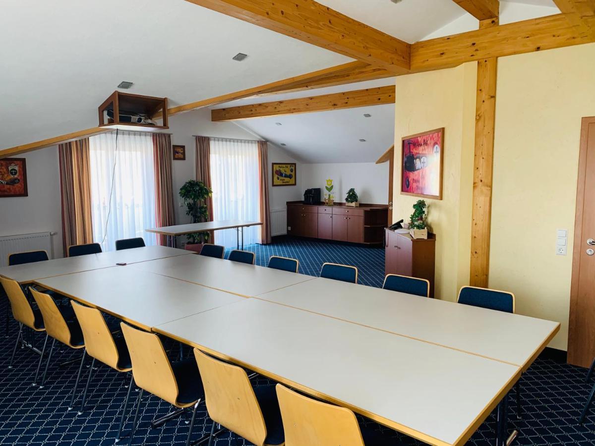 Hotel Zum Fliegerwirt Mengen Zewnętrze zdjęcie
